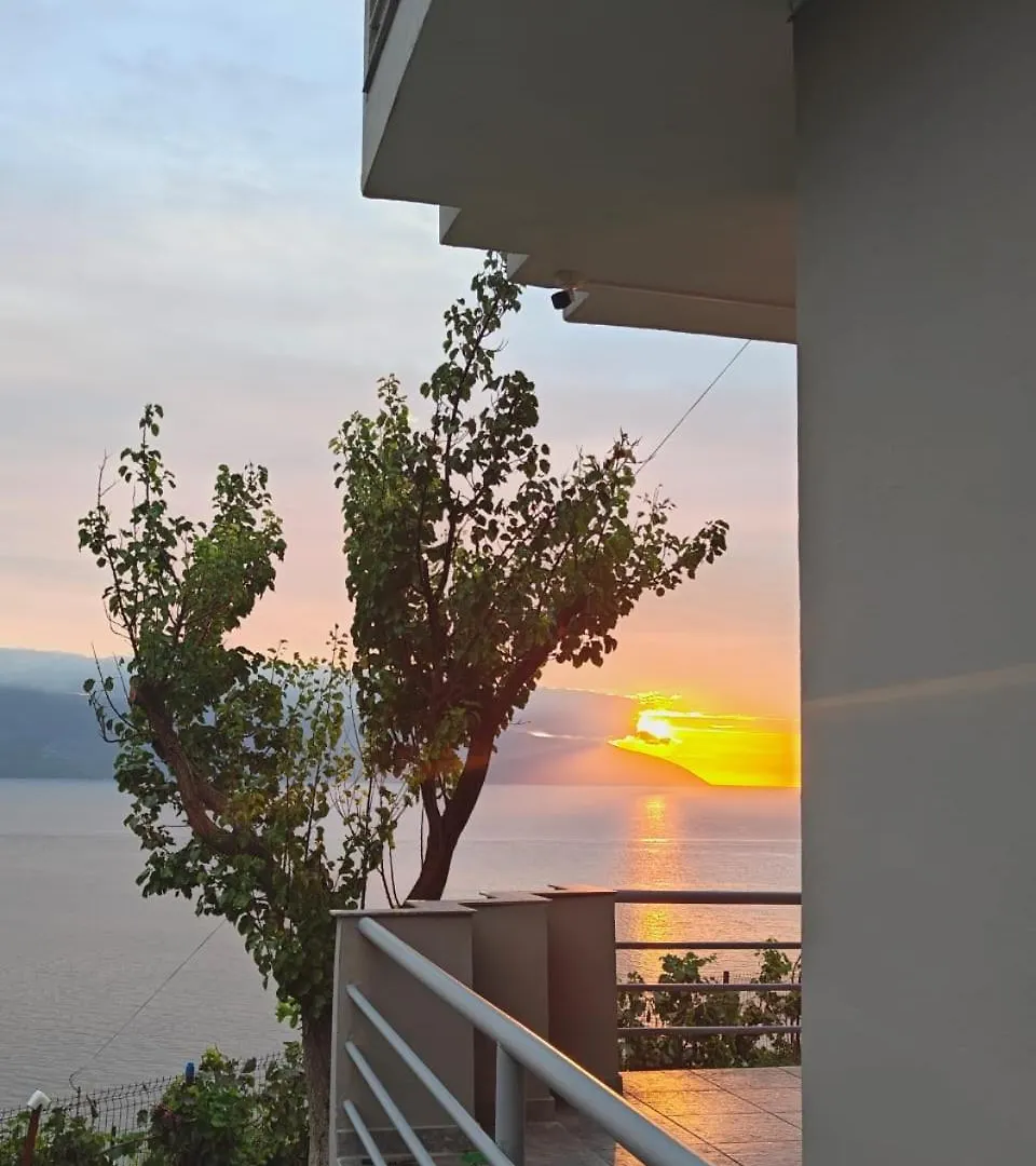 Villa Del Mar Kanine 0*,  Albania